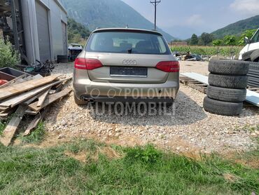 Audi A4 -  kompletan auto u delovima