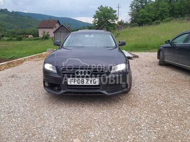 Audi A4 -  kompletan auto u delovima