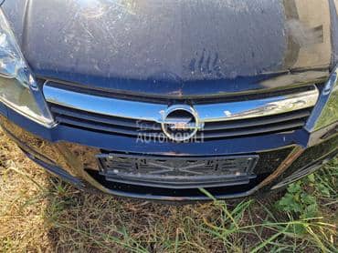 Maska hrom za Opel Astra H