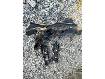 Drzaci blatobrana za Volkswagen Passat B6 od 2004. do 2010. god.