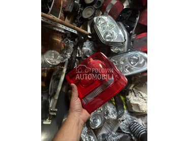 Stop desni za Volkswagen Touran od 2010. do 2015. god.