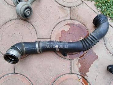 Crevo interkulera turbine za BMW 325, 330, 335 od 2005. do 2012. god.