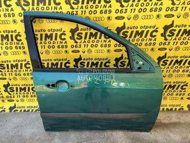 Vrata prednja desna zelena za Ford Focus od 1998. do 2003. god.