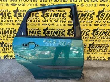 Vrata zadnja desna zelena za Ford Focus od 1998. do 2003. god.