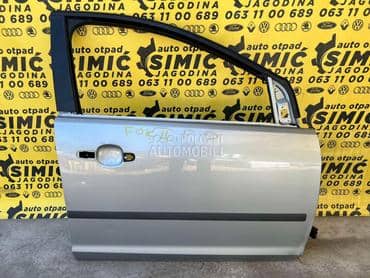 Vrata prednja desna siva za Ford Focus od 2004. do 2008. god.