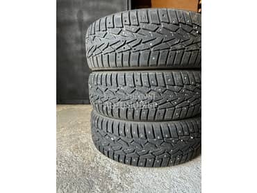 Nokian 195/60 R16 Zimska