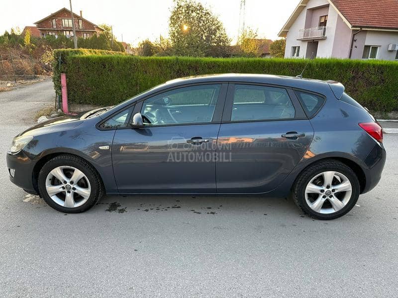 Opel Astra J 1.7 CDTI