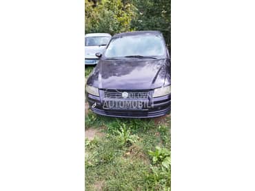 Fiat Stilo -  kompletan auto u delovima