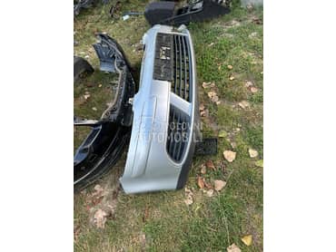 Branik prednji sivi za Volkswagen Golf Plus od 2004. do 2008. god.