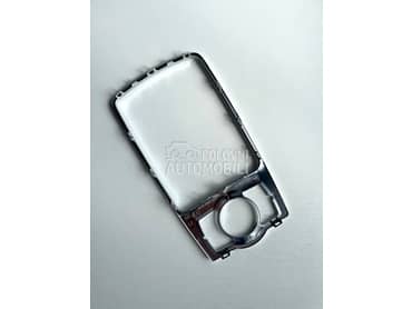 Lajsna oko ručice menjača za Audi Q7 od 2006. do 2013. god.