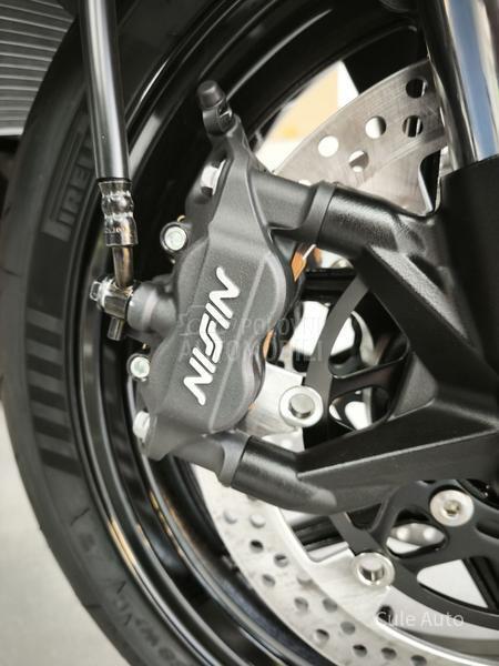 Kawasaki Ninja ZX-6R