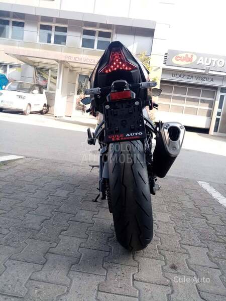 Kawasaki Ninja ZX-6R
