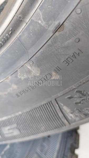 General 225/70 R16 Zimska