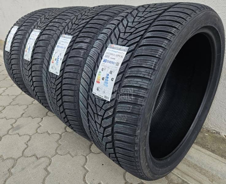 Hankook 295/35 R21 Zimska
