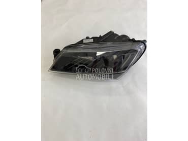 Levi far za Škoda Superb