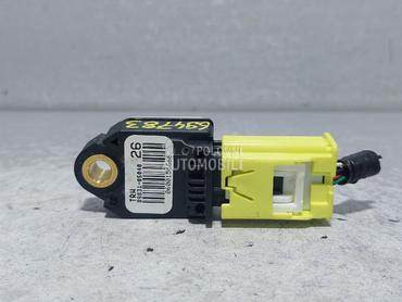 SENZOR AIRBAGA za Toyota Avensis