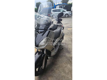 Yamaha X Max 250cc