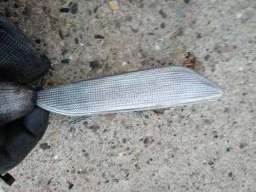 zmigavac levi za Alfa Romeo 156 od 2003. do 2006. god.