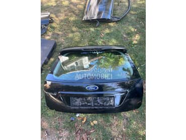 gepek vrata za Ford Focus od 2005. do 2007. god.