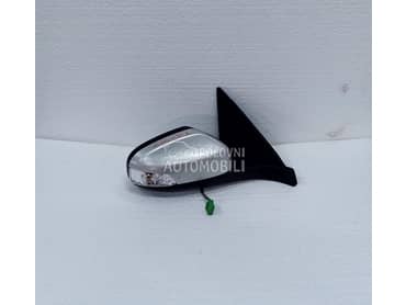 Desni retrovizor za Volvo C30 od 2007. do 2010. god.