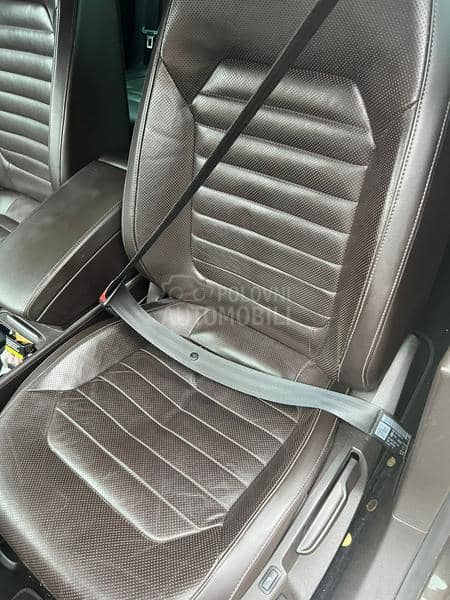 Passat B7 digitalna klima