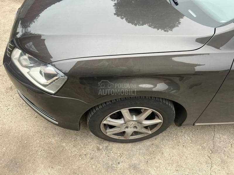 Passat B7 digitalna klima