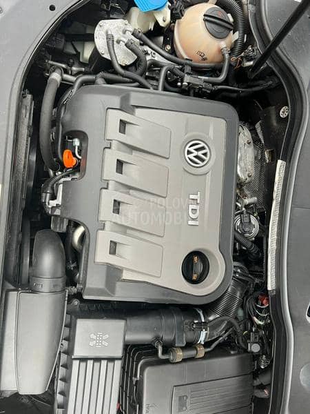 Passat B7 digitalna klima