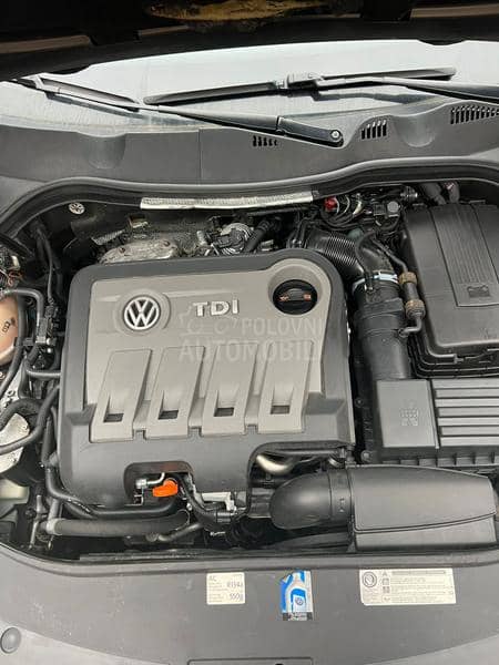 Passat B7 digitalna klima
