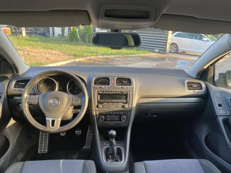 Volkswagen Golf 6 1.6 TDI 2011. god. -  kompletan auto u delovima