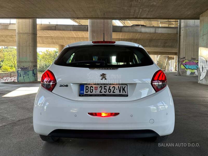 Peugeot 208 1.6 HDI / NAV