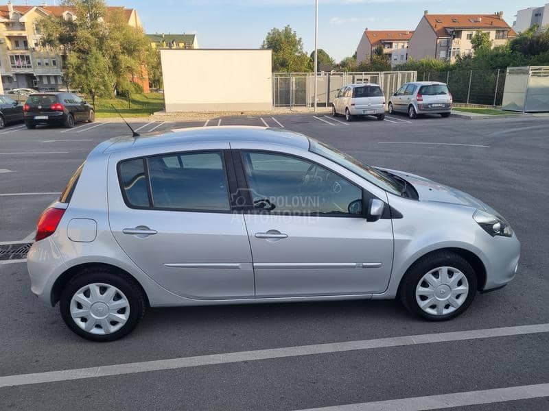 Renault Clio AUTO MATIK