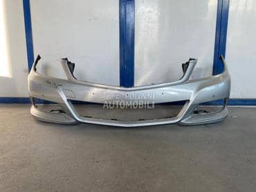 Prednji branik za Mercedes Benz C 160, C 180, C 200 ... od 2011. do 2014. god.