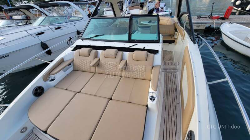 Sea ray 320 Sundencer