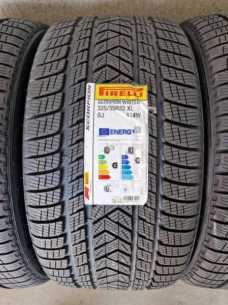 Pirelli 325/35 R22 Zimska