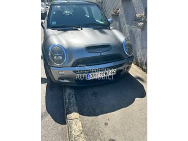 prednji branik za MINI Cooper S od 2001. do 2006. god.