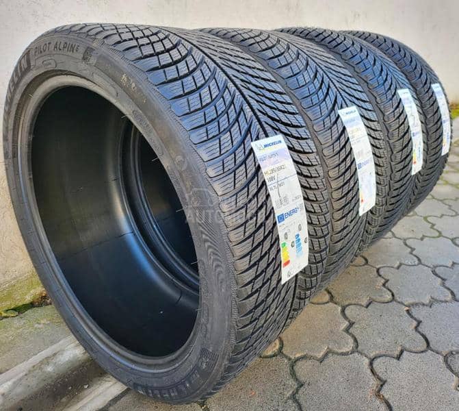 Michelin 285/35 R21 Zimska