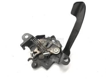 Brava haube za Toyota Yaris od 2013. do 2023. god.