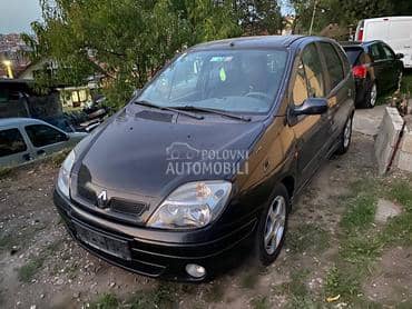 Renault Scenic -  kompletan auto u delovima