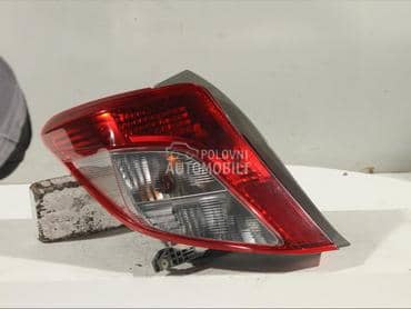 Stop svetla za Toyota Yaris od 2013. do 2023. god.