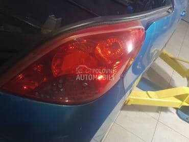 desna stop lampa cc za Peugeot 207 od 2006. do 2009. god.