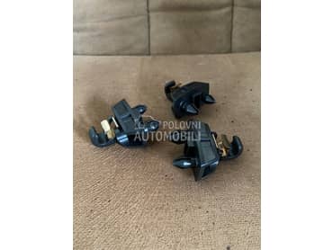 Drzac suncobrana u kabini za Audi A7 od 2010. do 2024. god.