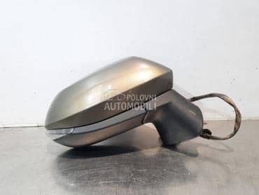 Retrovizor sa migavcem za Toyota Corolla od 2013. do 2023. god.