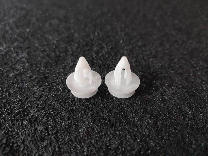 Žabice tapacirunga sa rezom