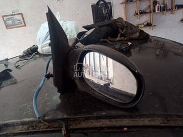 retrovizor za Citroen C2