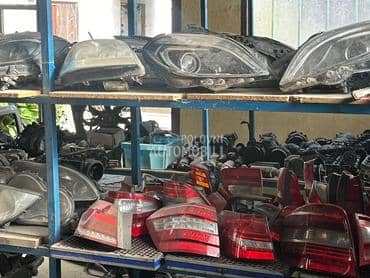 Farovi i stop svetla Mercedes za Mercedes Benz A 140, A 150, A 160 ...