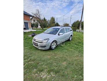 Delovi za Opel Astra H 1.9 2006. god.