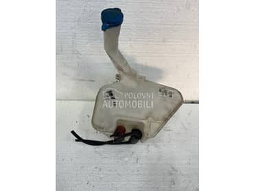 Posuda za tecnost za brisace za Toyota Yaris od 2006. do 2009. god.