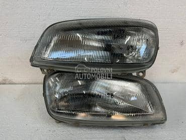 Far levi i desni za Toyota RAV 4 od 1995. do 1998. god.