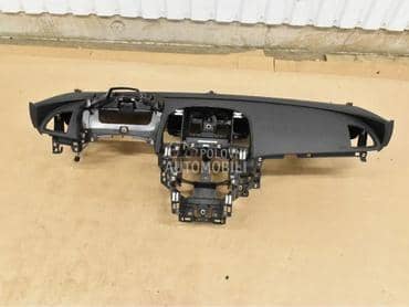 Instrument tabla za Opel Corsa E