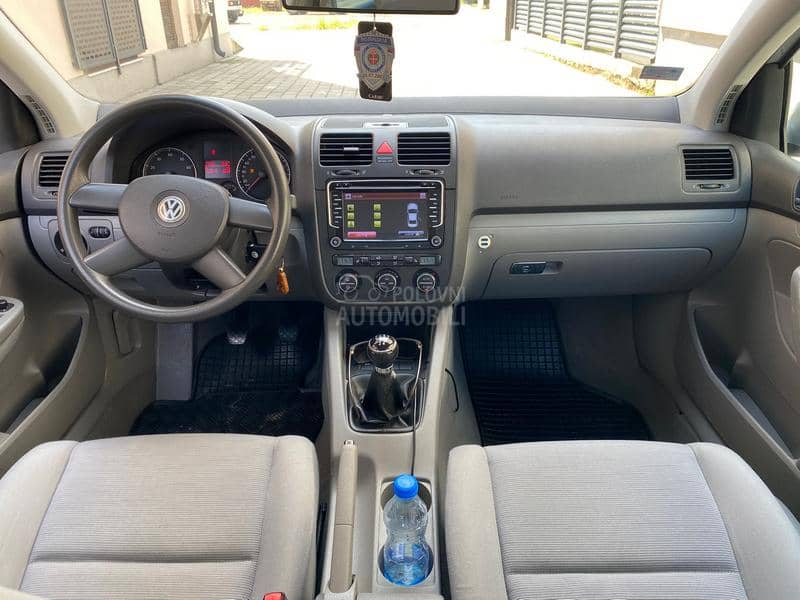 Volkswagen Golf 5 1.4
